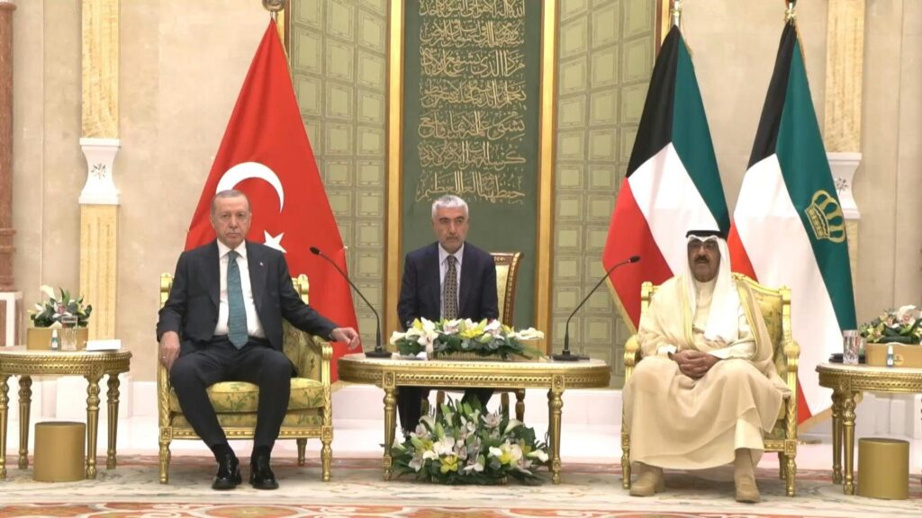 Turkey, Kuwait sign deals on maritime transport, seafarer credentials, energy and investment